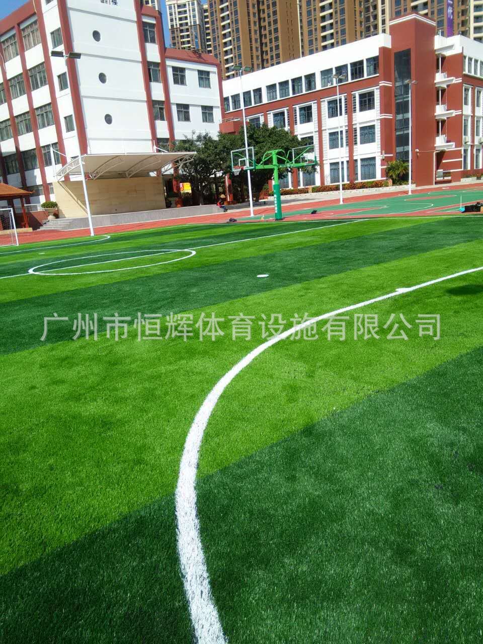 塑胶球场深圳马田小学足球场、篮球场完工
